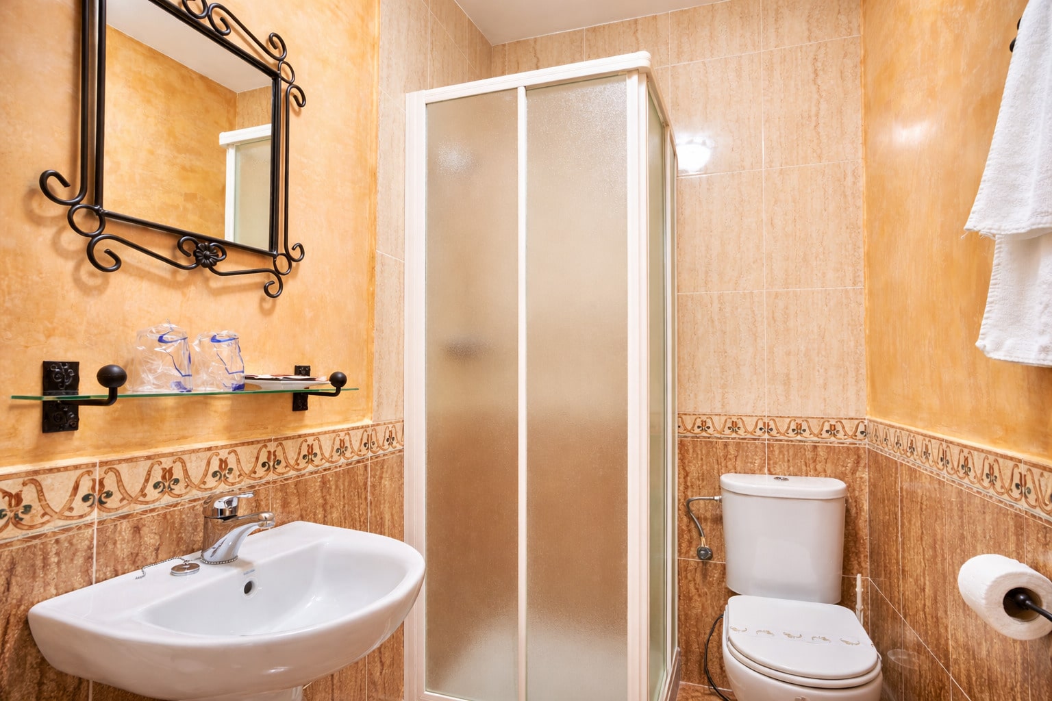 Baño con ducha